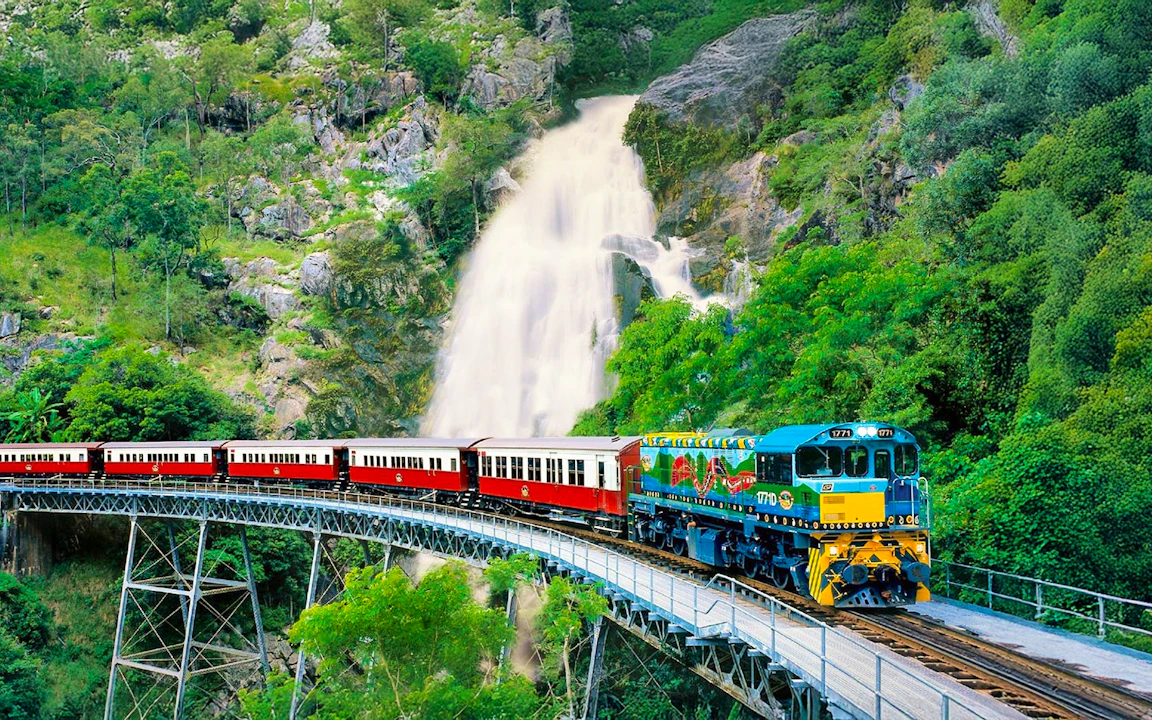 Kuranda Tour with Skyrail Rainforest Cableway & Scenic Railway